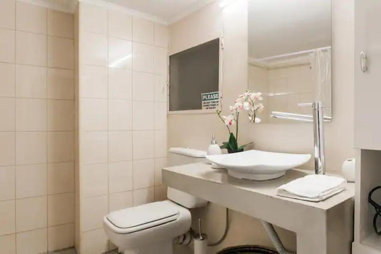 Openair Hot Tub/Big Balcony/Great Boutique Apt Athen Eksteriør bilde