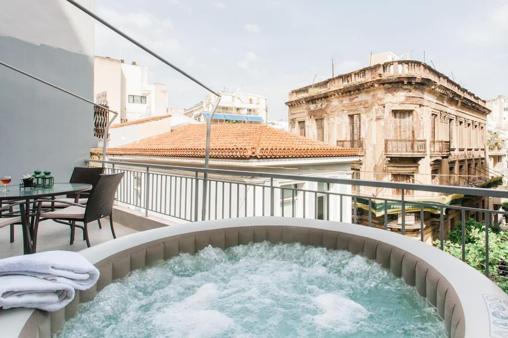 Openair Hot Tub/Big Balcony/Great Boutique Apt Athen Eksteriør bilde