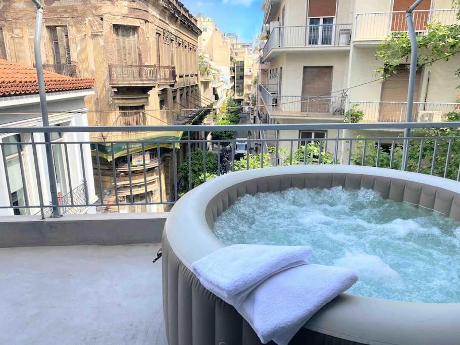 Openair Hot Tub/Big Balcony/Great Boutique Apt Athen Eksteriør bilde