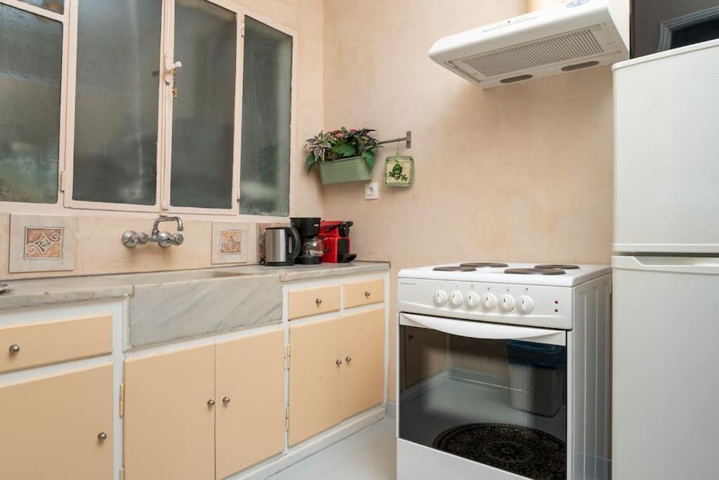 Openair Hot Tub/Big Balcony/Great Boutique Apt Athen Eksteriør bilde